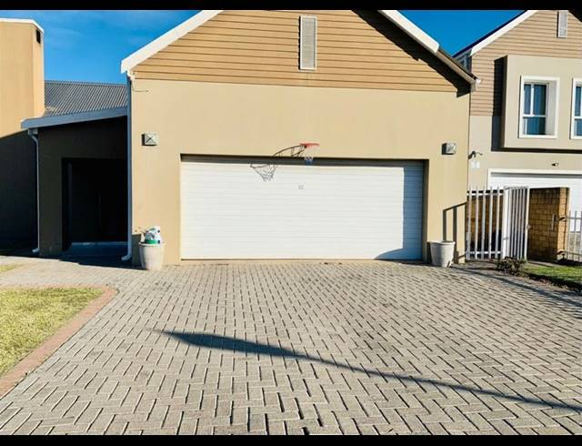 3 BEDROOM HOUSE FOR SALE IN RIVERSPRAY LIFESTYLE ESTATE